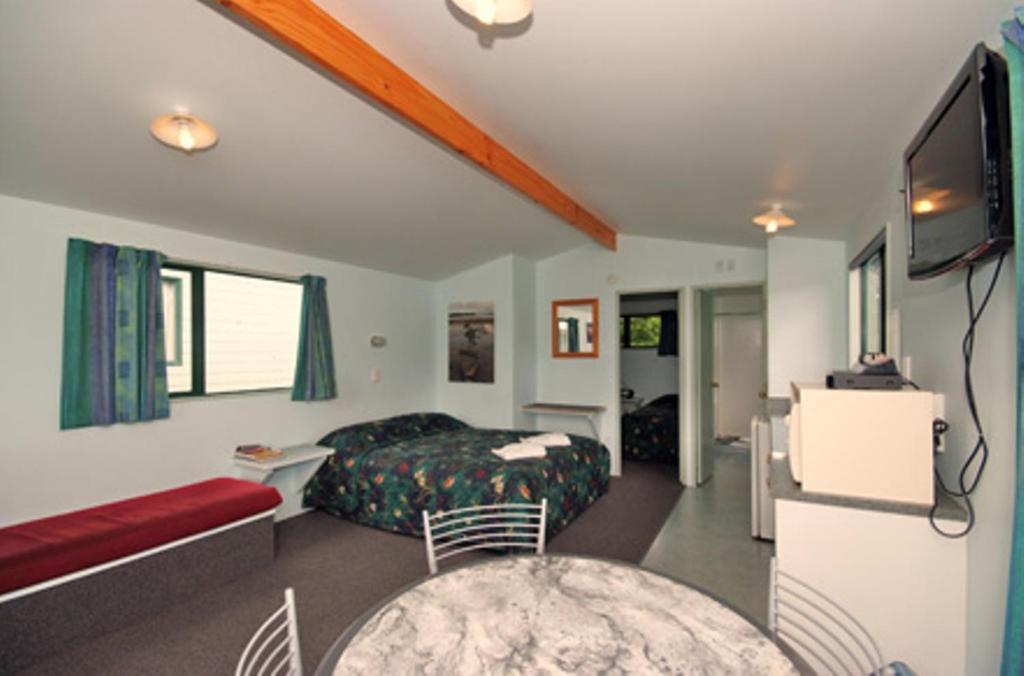 Omokoroa Kiwi Holiday Park Tauranga Rom bilde
