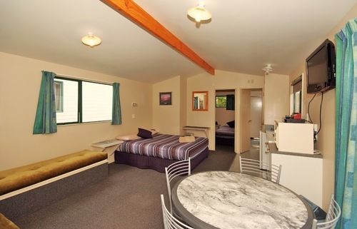 Omokoroa Kiwi Holiday Park Tauranga Eksteriør bilde